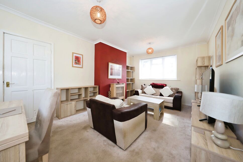 Lounge / Dining Room