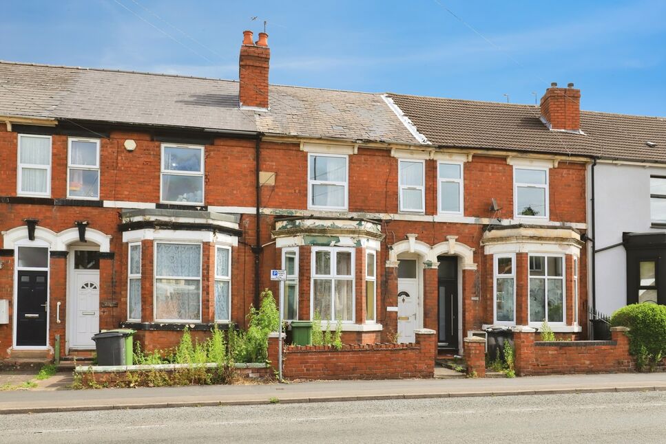 Main image of 4 bedroom Mid Terrace House for sale, Newhampton Road East, Wolverhampton, West Midlands, WV1