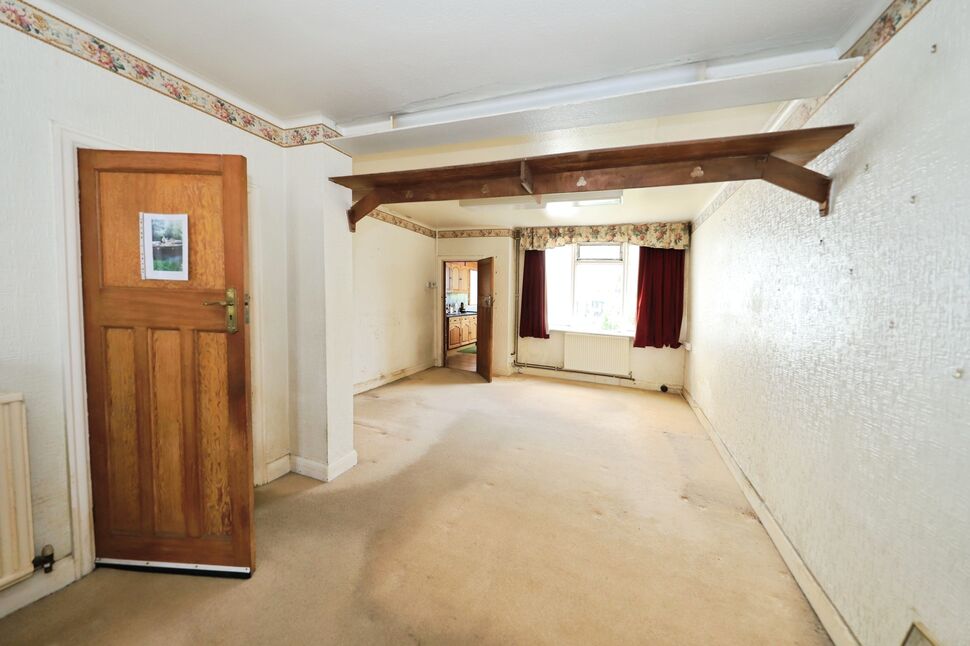Lounge / Dining Room