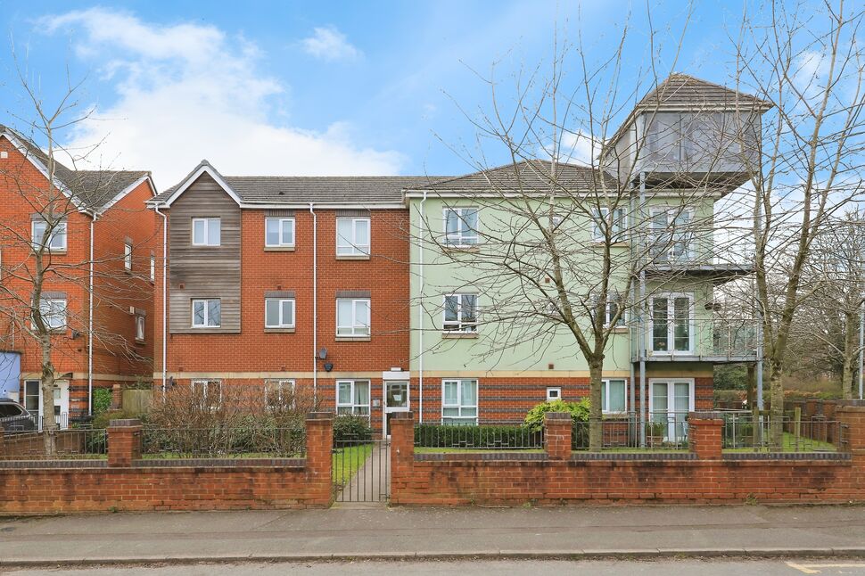 Main image of 2 bedroom Flat for sale, Hurstbourne Crescent, Wolverhampton, West Midlands, WV1