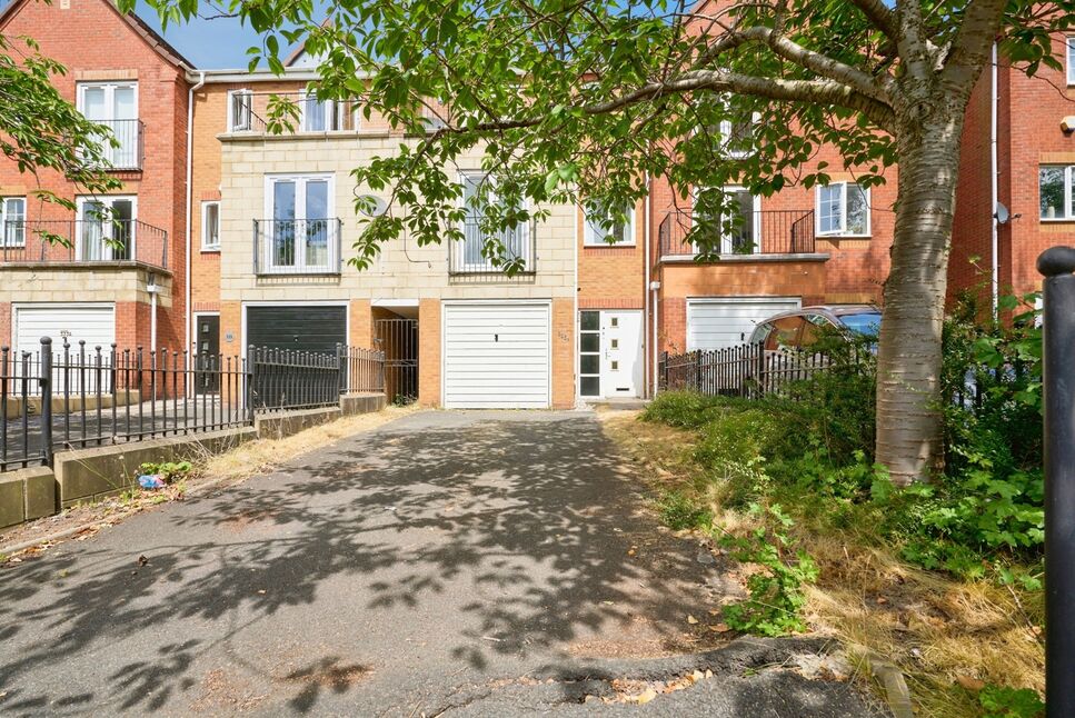 Main image of 3 bedroom Mid Terrace House for sale, Willenhall Road, Wolverhampton, West Midlands, WV1