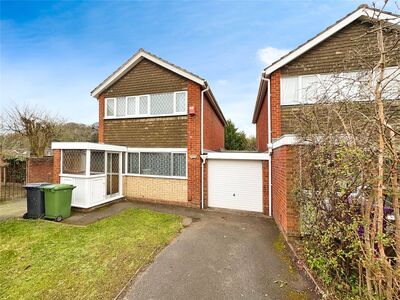 Tyrley Close, 4 bedroom Detached House to rent, £1,150 pcm