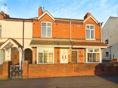 Wood End Road, 2 bedroom Mid Terrace House to rent, £895 pcm