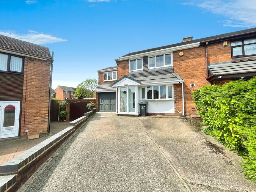 4 bedroom Semi Detached House for sale