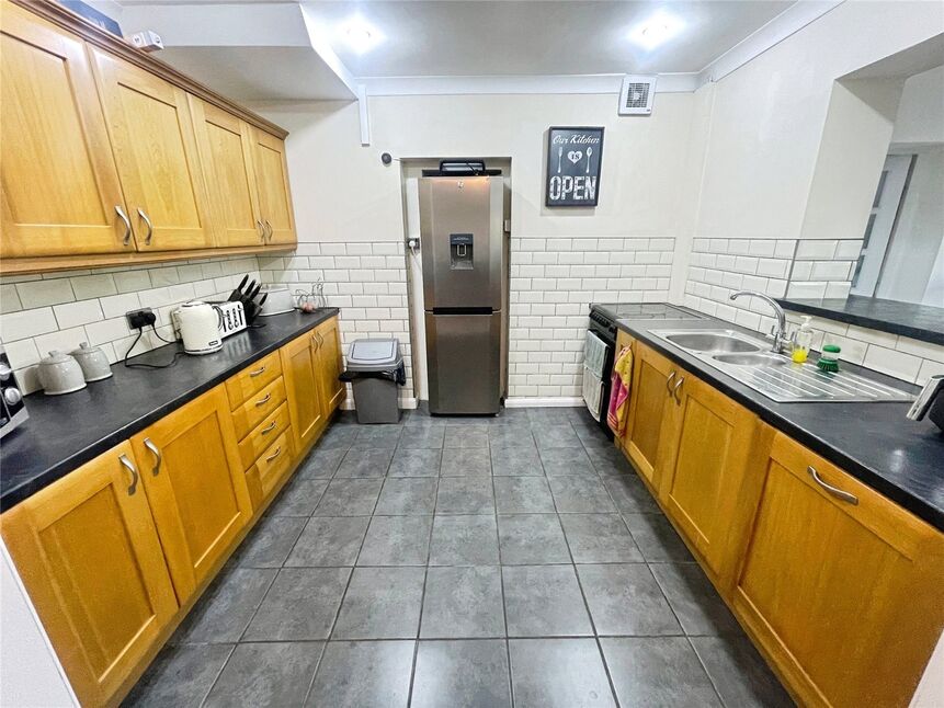 Kitchen / Extended Diner