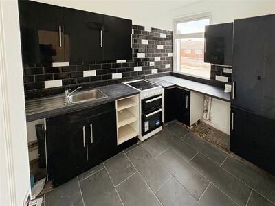 2 bedroom  Flat to rent