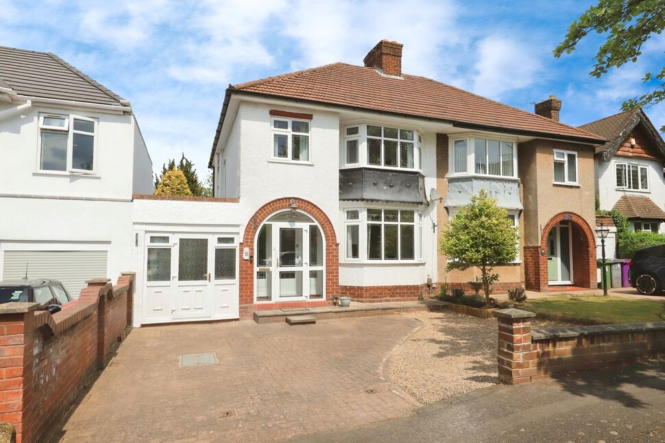 3 bedroom Semi Detached House for sale