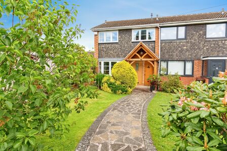 3 bedroom End Terrace House for sale