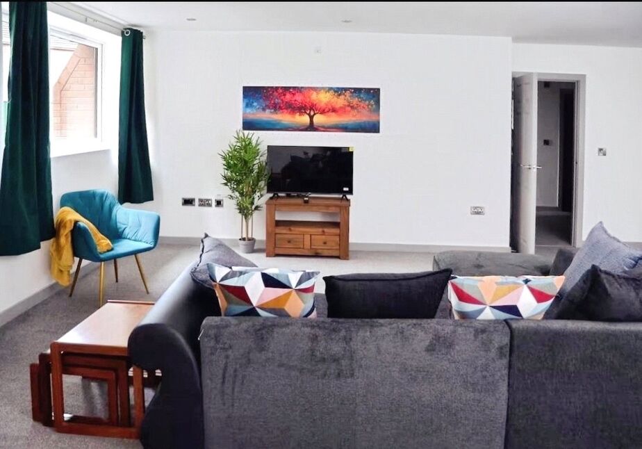 Living Room / Kitchen