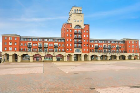 Market Square, 2 bedroom  Flat to rent, £850 pcm