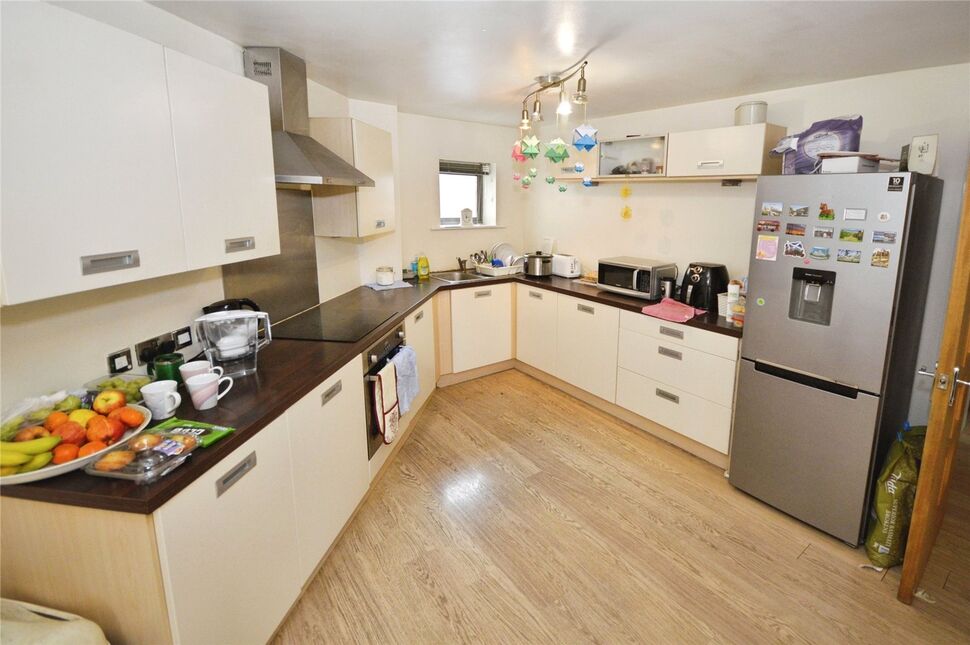 Living Room / Kitchen