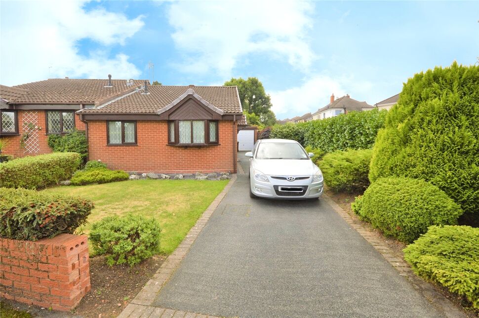 Main image of 2 bedroom Semi Detached Bungalow to rent, Glendale Close, Wolverhampton, West Midlands, WV3