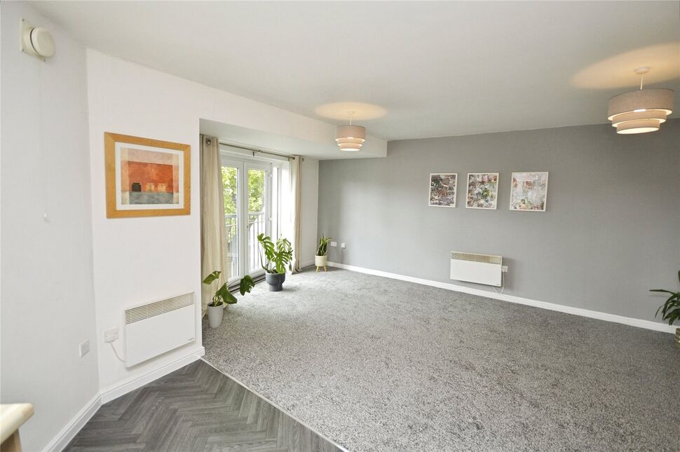 Living Room / Kitchen