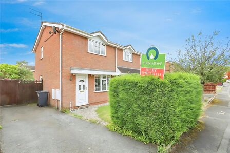 2 bedroom Semi Detached House to rent