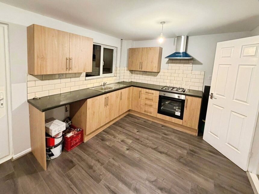 Main image of 3 bedroom Mid Terrace House to rent, Highbrook Close, Wolverhampton, West Midlands, WV9
