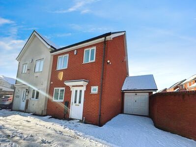 Jeremiah Road, 3 bedroom Semi Detached House to rent, &pound;1,200 pcm