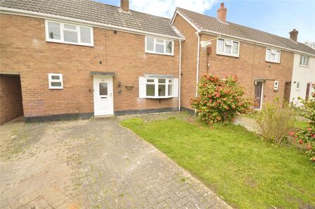 3 bedroom Mid Terrace House for sale