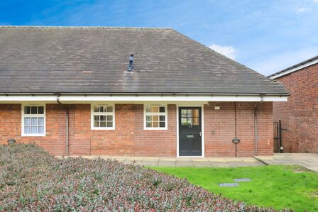 2 bedroom Semi Detached Bungalow for sale