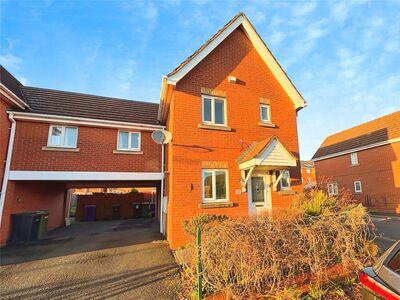Barbel Drive, 3 bedroom Semi Detached House to rent, &pound;1,250 pcm