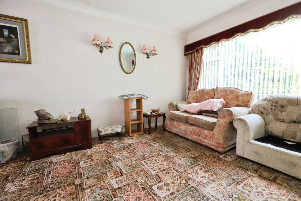 Lounge / Dining Room