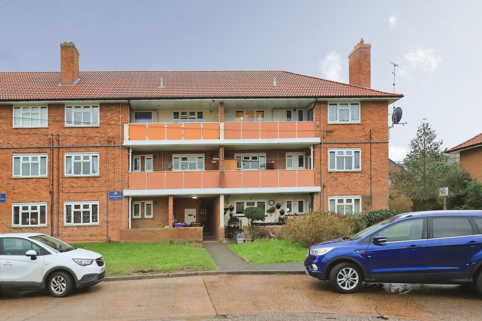 Main image of 3 bedroom Flat for sale, Warstones Gardens, Wolverhampton, West Midlands, WV4