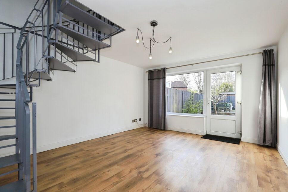 Lounge / Dining Room