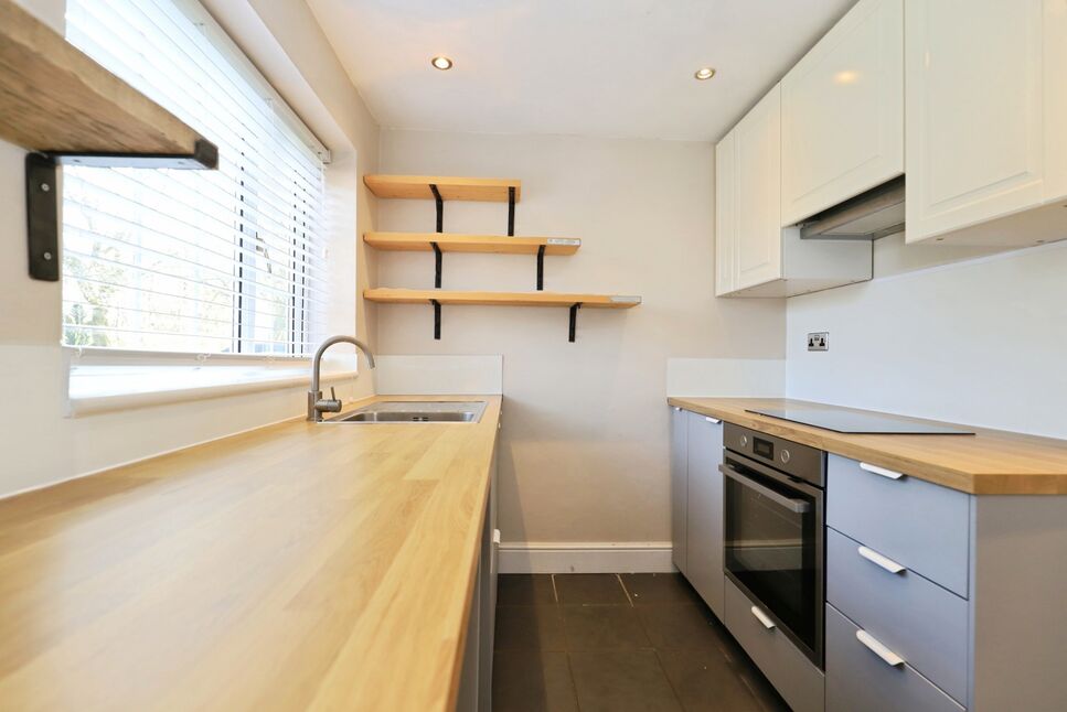 Kitchen / Breakfast Room