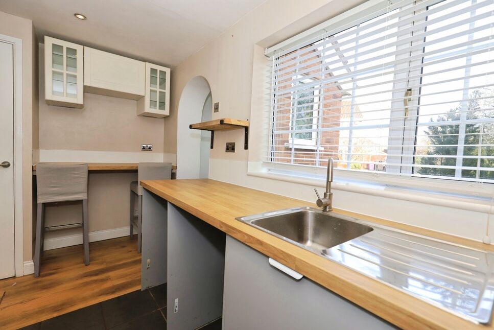 Kitchen / Breakfast Room