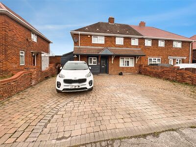 Burcot Avenue, 4 bedroom Semi Detached House to rent, &pound;1,300 pcm