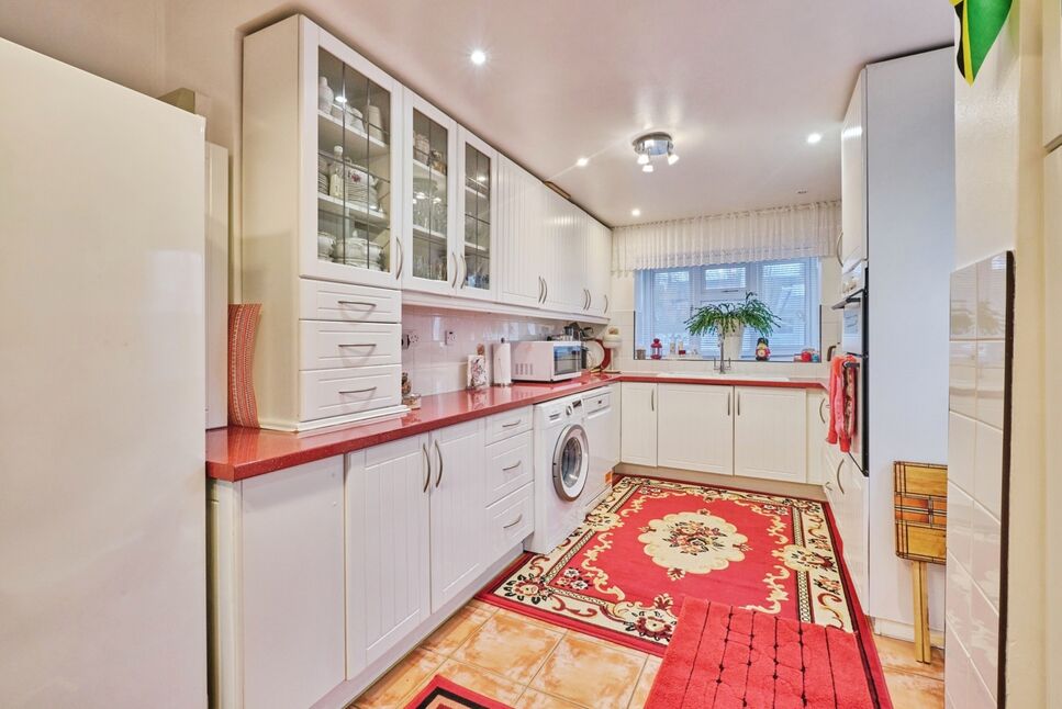 Kitchen / Breakfast Room