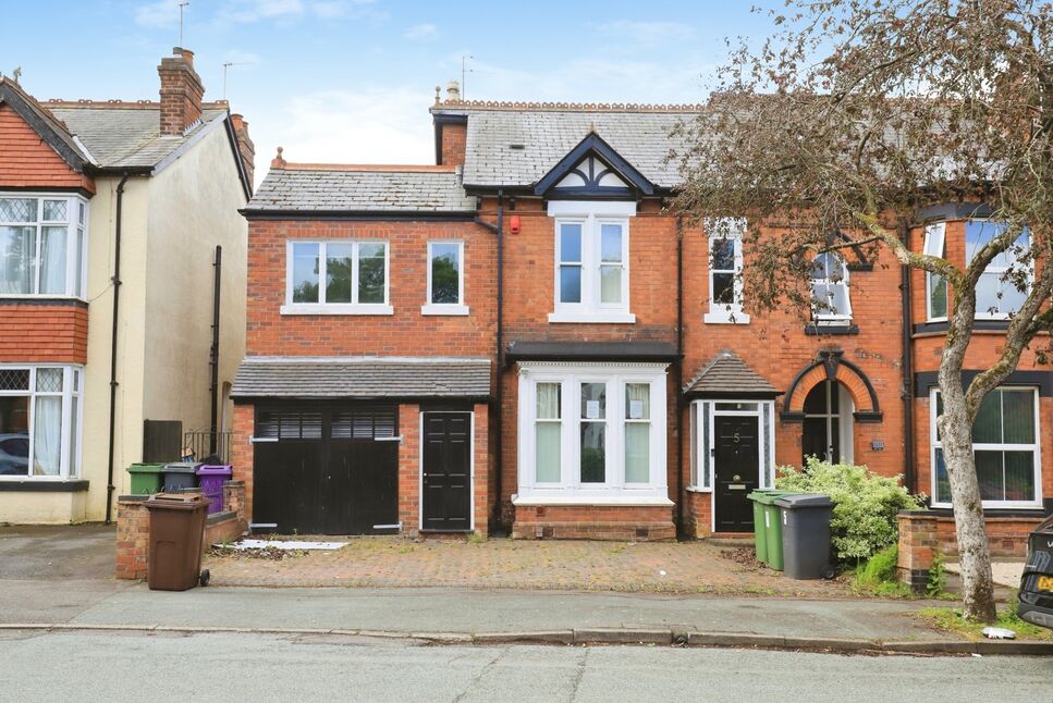 Main image of 6 bedroom Semi Detached House for sale, Copthorne Road, Wolverhampton, West Midlands, WV3