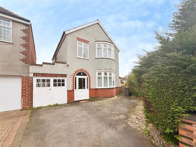 Wychbury Road, 3 bedroom Detached House to rent, &pound;1,300 pcm