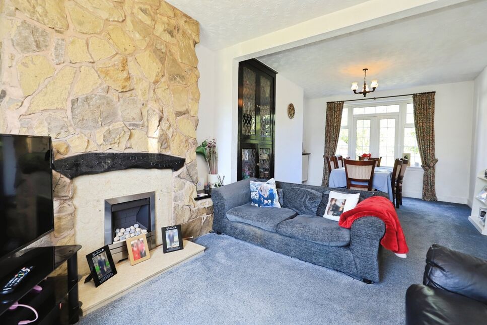 Lounge / Dining Room