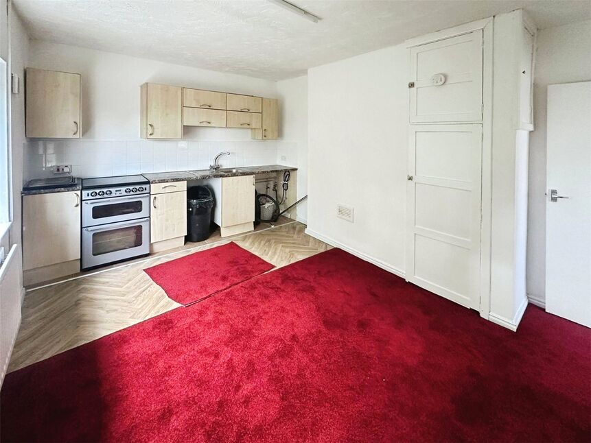 Living Room / Kitchen