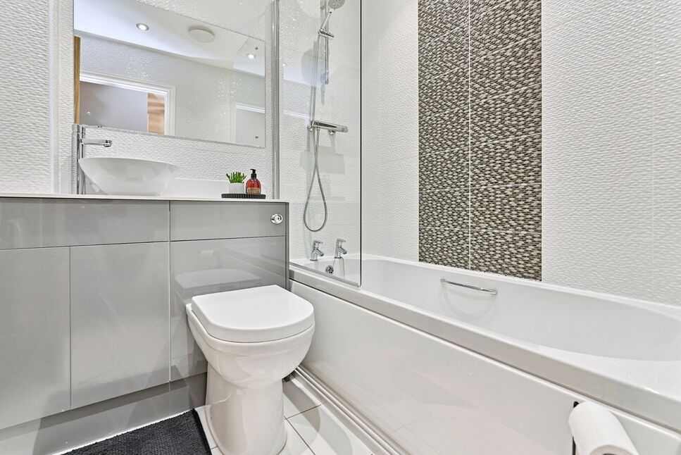 Bathroom / WC