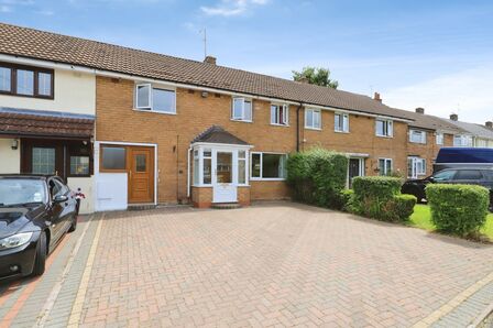 3 bedroom Mid Terrace House for sale