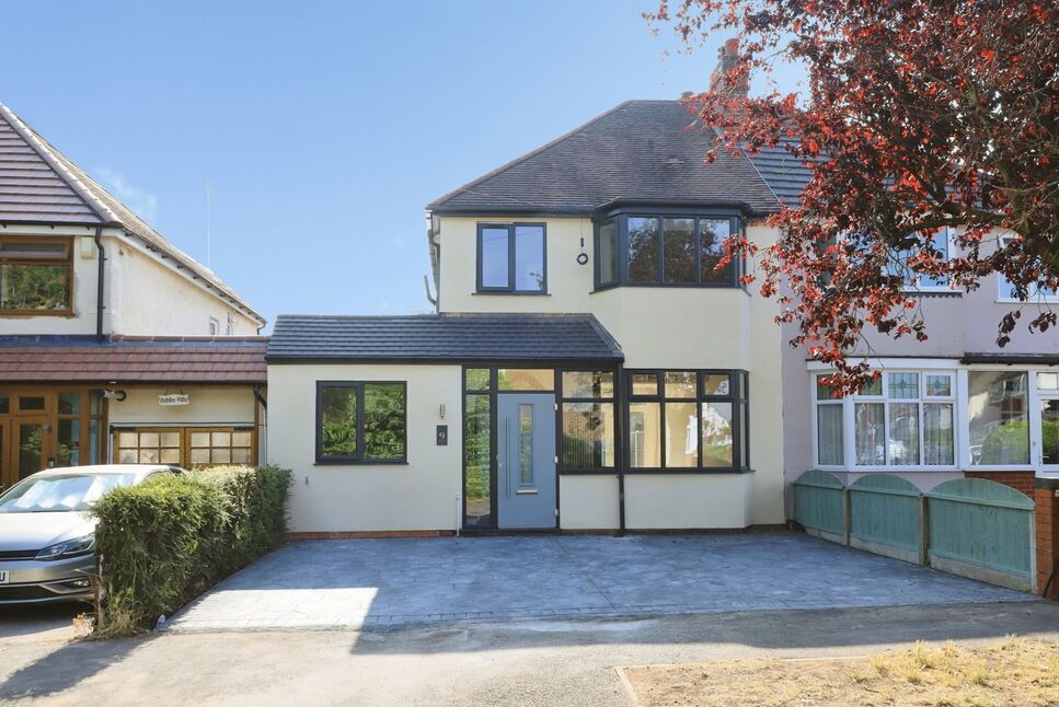 Main image of 3 bedroom Semi Detached House for sale, Eccleshall Avenue, Wolverhampton, West Midlands, WV10