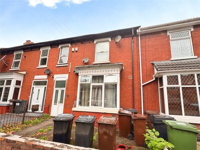 3 bedroom Flat to rent