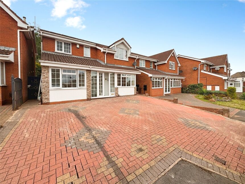 Main image of 5 bedroom Detached House to rent, Byfleet Close, Bilston, West Midlands, WV14