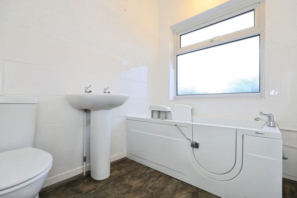 Bathroom / WC