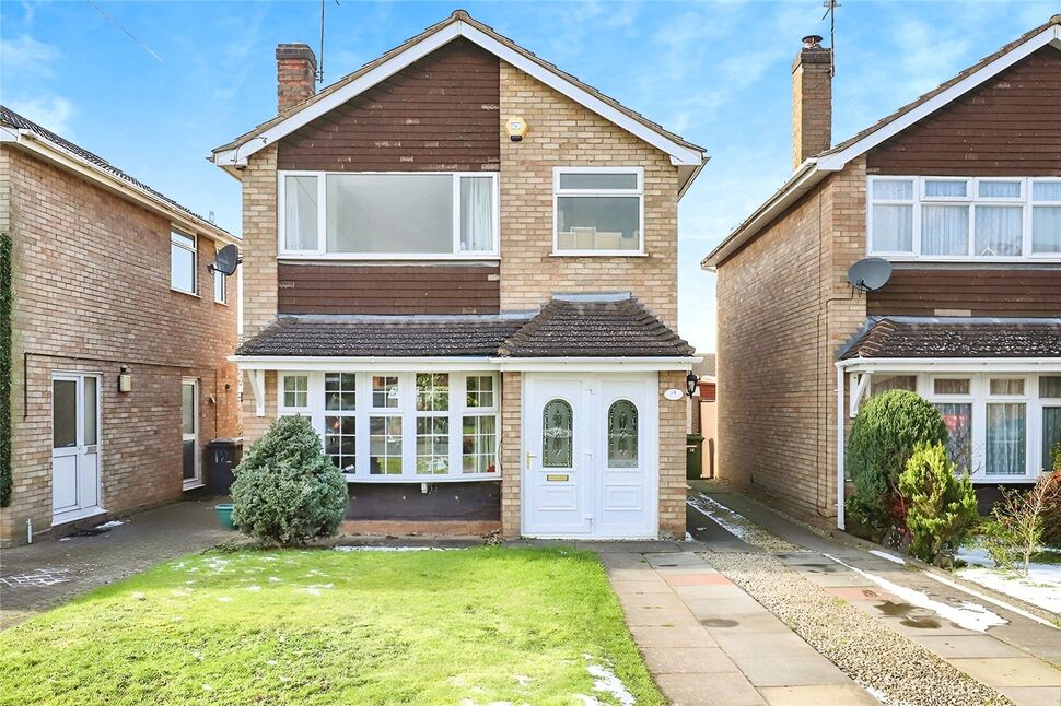 Main image of 3 bedroom Detached House to rent, Hilary Drive, Wolverhampton, West Midlands, WV3