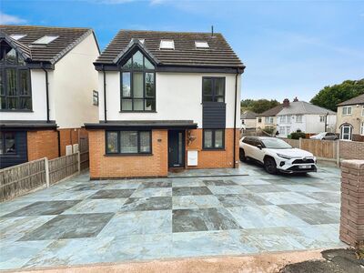 Clark Road, 4 bedroom Detached House to rent, &pound;1,600 pcm