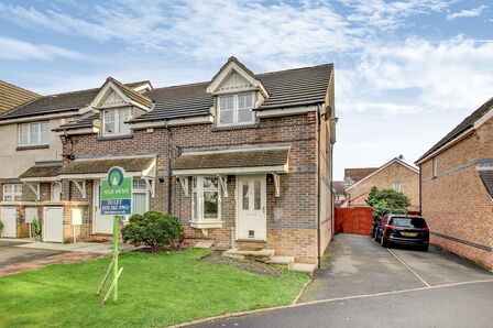 2 bedroom Semi Detached House to rent