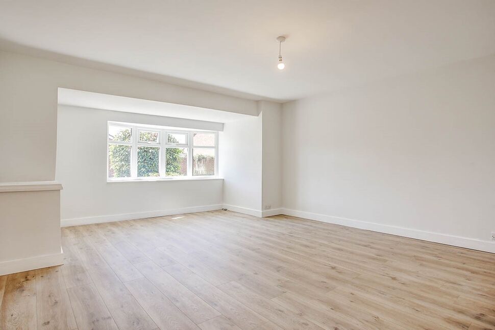 Lounge / Dining Room