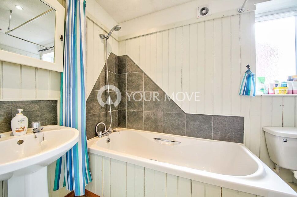 3 bedroom Semi Detached House to rent, Woodlands Grange, Forest Hall