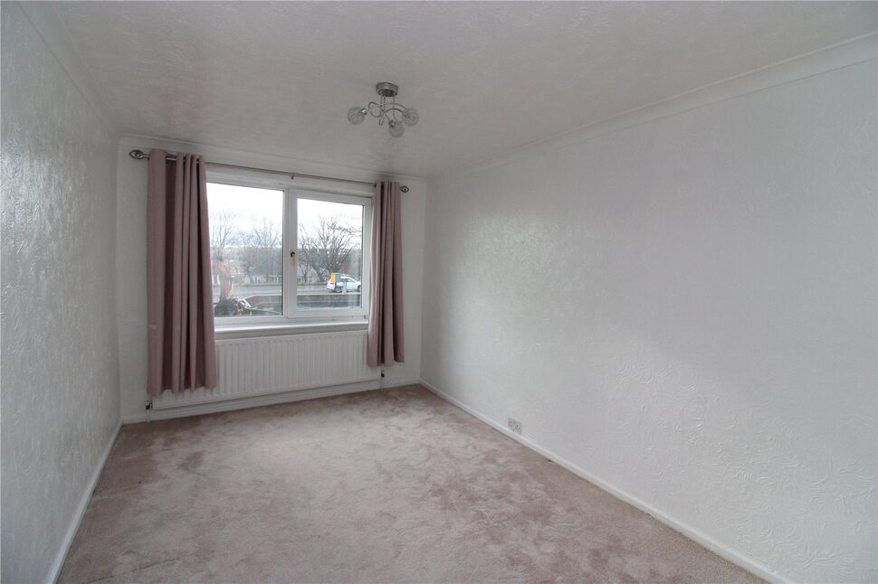 4 bedroom Semi Detached House for sale, Coast Road, Newcastle upon Tyne