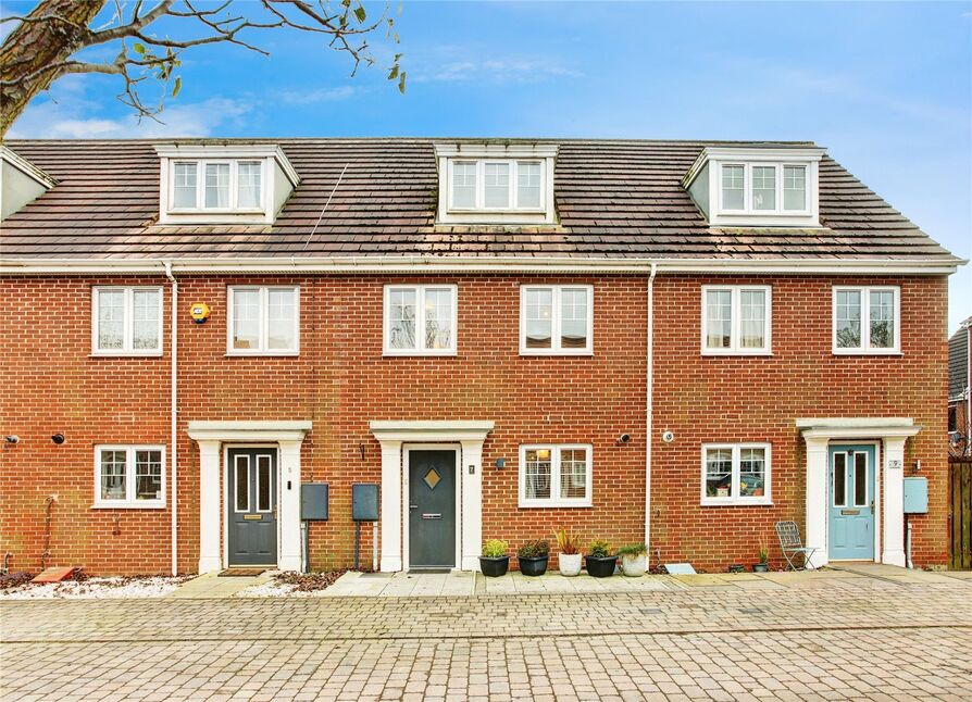 4 bedroom Mid Terrace House for sale, Matlock Avenue, Newcastle upon Tyne, NE3 £180,000