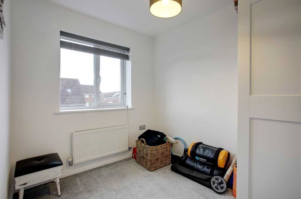 4 bedroom Mid Terrace House for sale, Matlock Avenue, Newcastle upon Tyne, NE3 £180,000