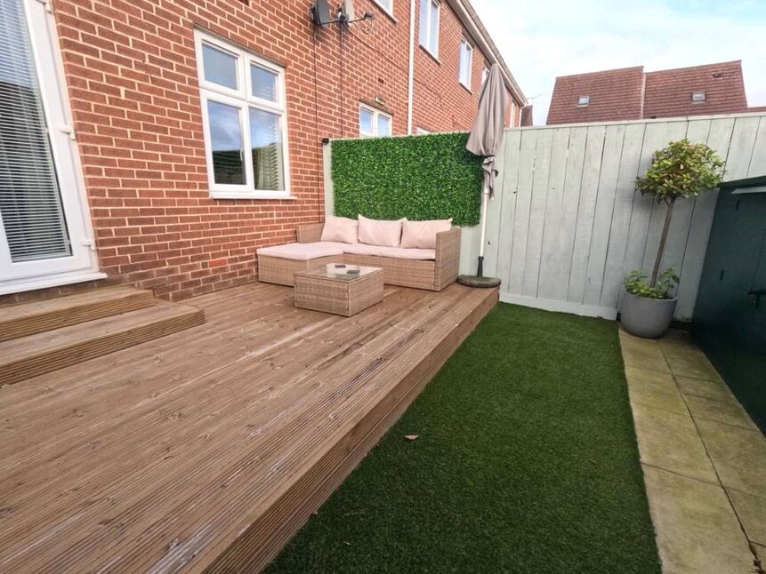 4 bedroom Mid Terrace House for sale, Matlock Avenue, Newcastle upon Tyne, NE3 £180,000