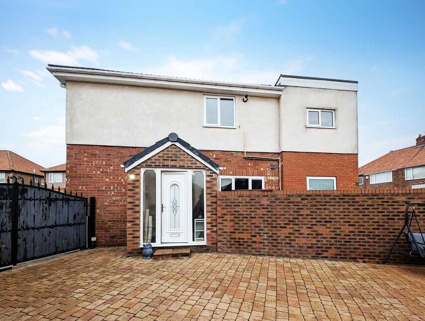 Main image of 2 bedroom Flat for sale, Hardy Grove, Wallsend, Tyne and Wear, NE28